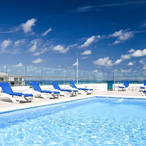 azure-lofts-pool.sanandreshotels.com/